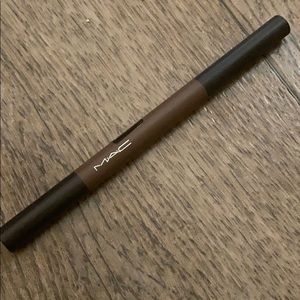 MAC brow pencil, new